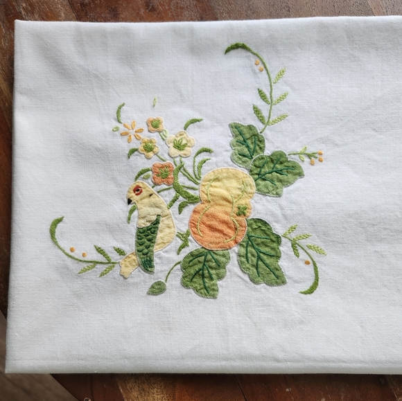 Vintage Pumpkin + Bird Embroidered Tablecloth - Picture 8 of 9